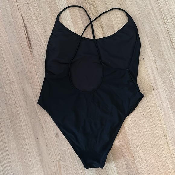 High Rise one piece bathing suit - Picture 3 of 3